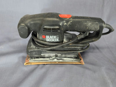 Vintage Black & Decker 1/3 Sheet Finishing Sander - Model 7448 Corded Power Tool - Image 1 of 3