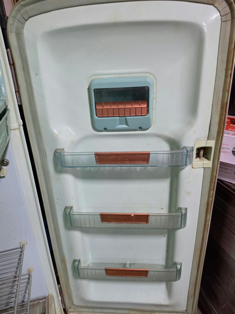 Vintage 1950s Admiral "Dual-Temp" Refrigerator – Turquoise & Copper Interior - image 3 of 4