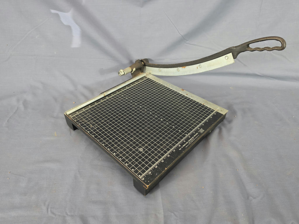 Vintage No. 5 Precise Trimming Board Paper Cutter - American Photo Labs Chicago - image 1 of 4