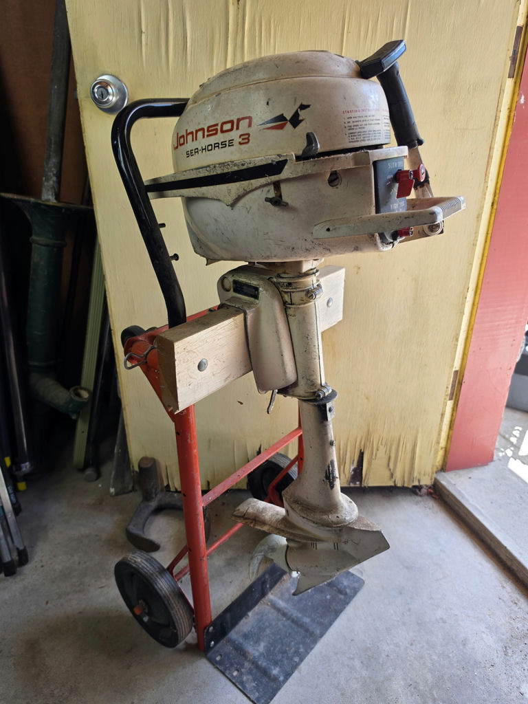 Vintage 1959 Johnson Sea-Horse 3 HP Outboard Motor - Model JW-15 with Original Manual - image 7 of 8