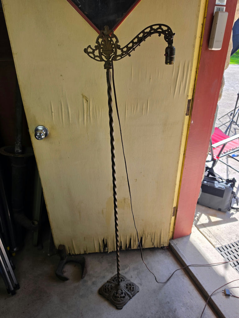 1920s Art Nouveau Cast Iron Bridge Arm Floor Lamp – Twisted Metal Column &  - image 4 of 4