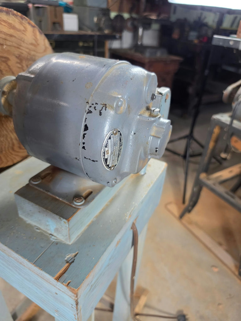 Vintage Canadian General Electric Disc Sander on Custom Wooden Stand – Working - image 6 of 7