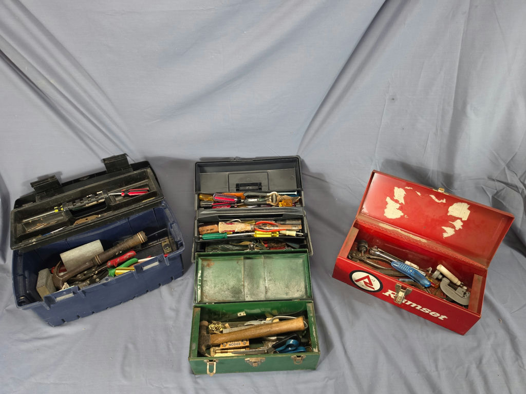 Lot Title Vintage & Modern Portable Toolboxes with Mixed Hand Tools - 3-Piece Lot - image 2 of 3