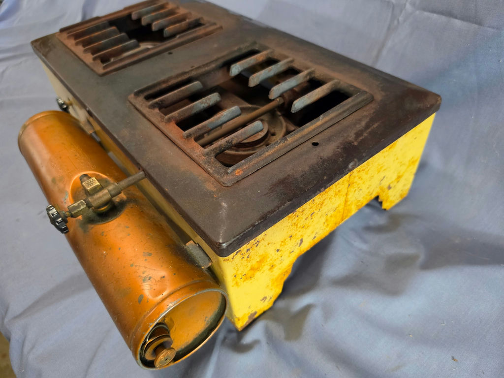 Vintage Coleman Model 381C Two-Burner Handy Hot Plate Camp Stove – Toronto, Canada - image 2 of 5