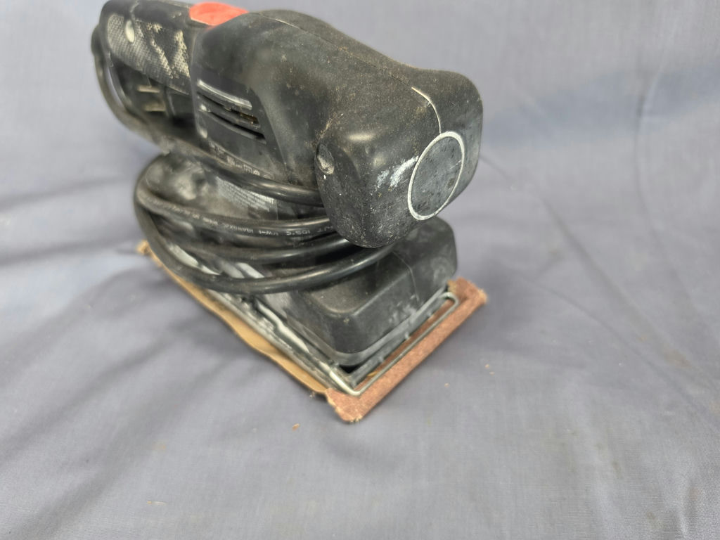Vintage Black & Decker 1/3 Sheet Finishing Sander - Model 7448 Corded Power Tool - image 3 of 3