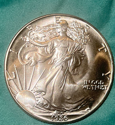 1986 United States Silver Dollar Walking Liberty Mint Coin - Image 1 of 6