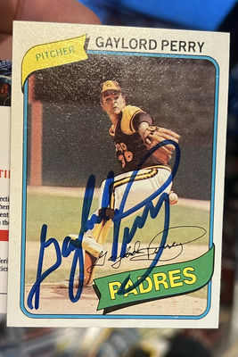 Gaylord Perry 1980 Topps Baseball Card Autographed San Diego Padres HOF COA - Image 1 of 2