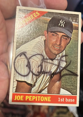 1966 Joe Pepitone Autographed Baseball Card New York Yankees With Coa - Image 1 of 4