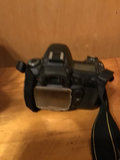 Nikon D80 DSLR with carrying case and manuals - thumbnail 3 of 4