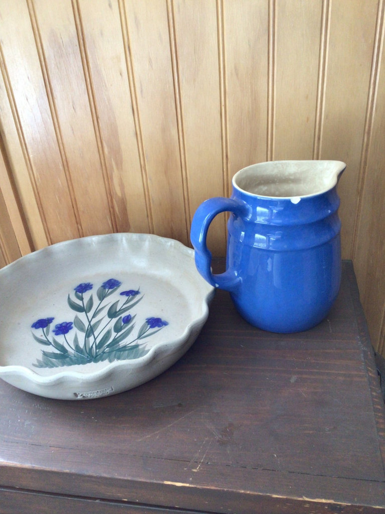 Blue ceramic pitcher and Salmon Falls floral pie dish - image 2 of 2