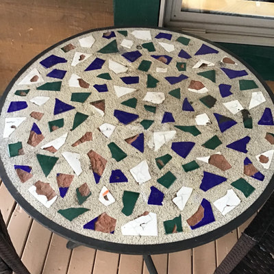 Round mosaic table and black wicker chair - Image 1 of 4