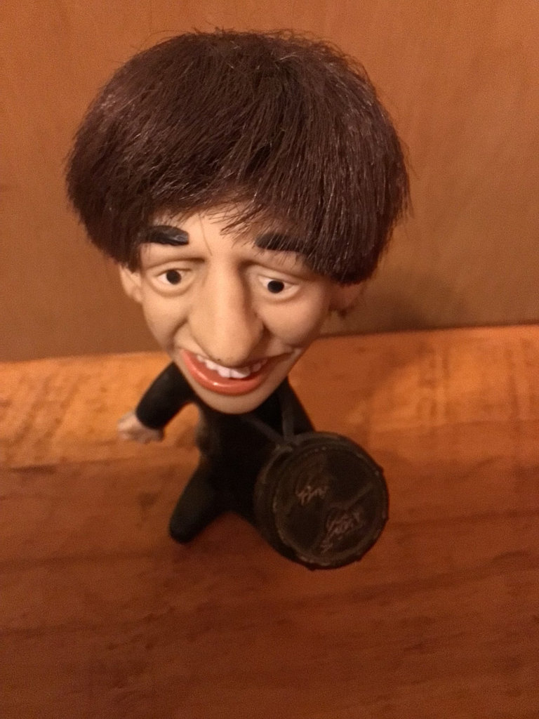 Two small John Lennon & Ringo guitar-playing figurines  - image 3 of 4