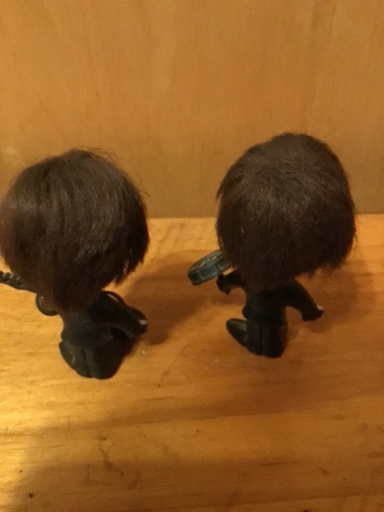 Two small John Lennon & Ringo guitar-playing figurines  - image 4 of 4