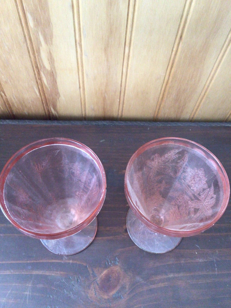 Vintage pink floral pointsetta glass tumblers - image 3 of 3