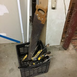 Crate of assorted hand tools - thumbnail 1 of 2