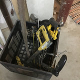 Crate of assorted hand tools - thumbnail 2 of 2