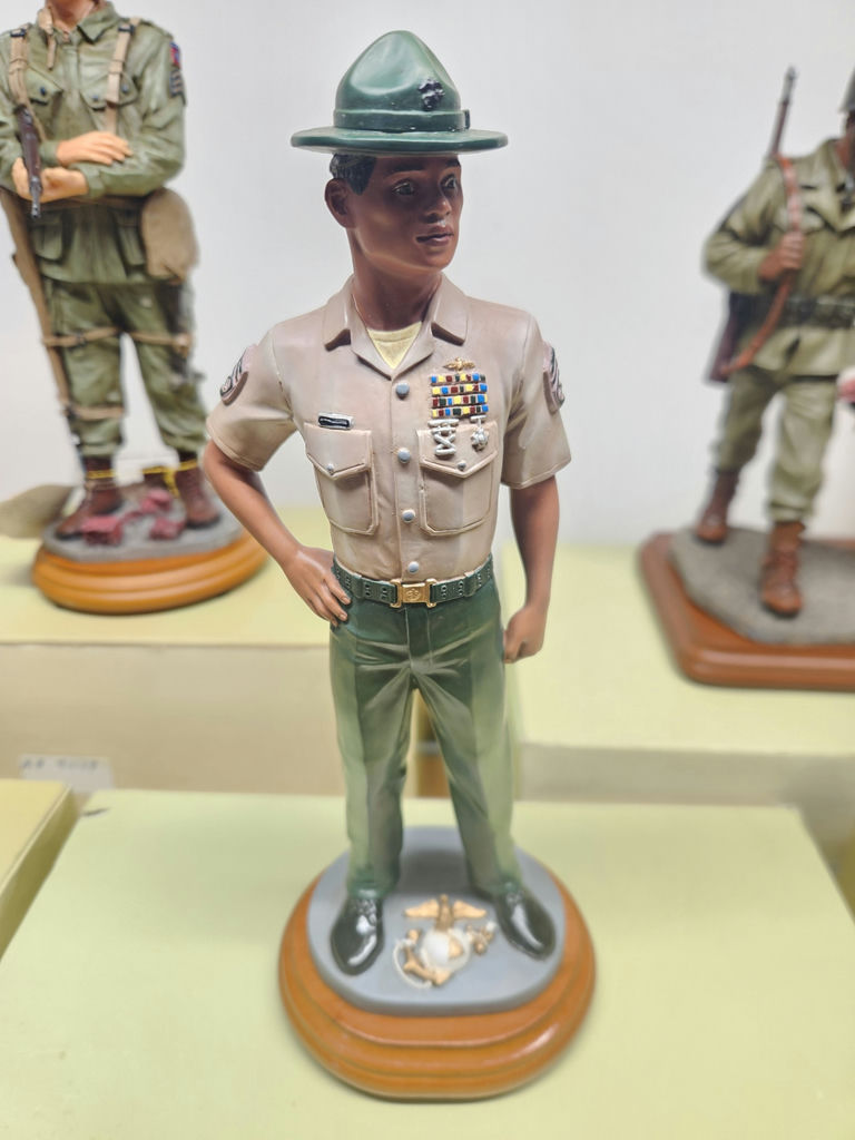 Vanmark American Heroes - image 3 of 12