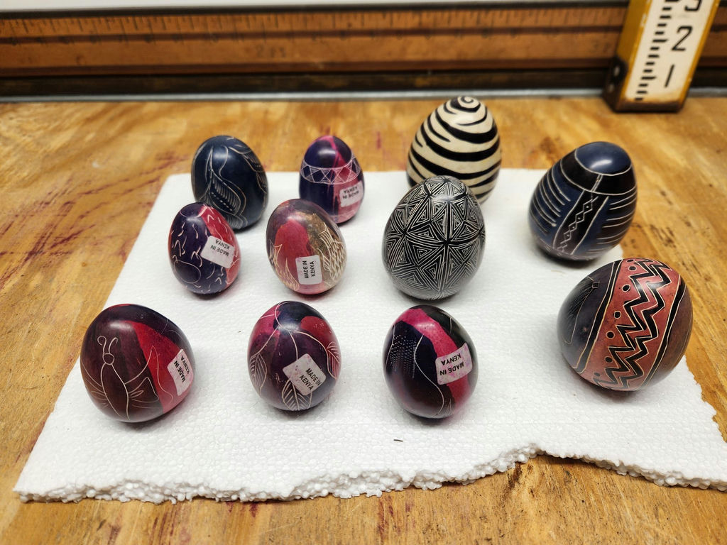 Kenyan Kisii etched & painted stone eggs - image 1 of 8