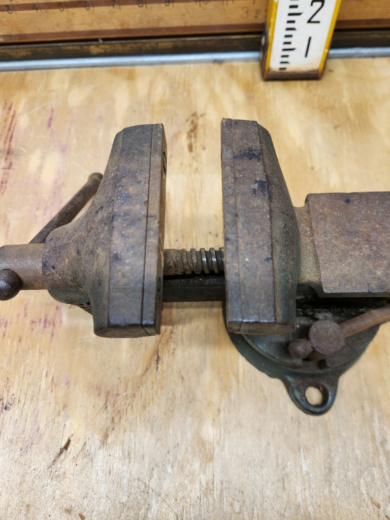 Vise Lot - image 7 of 11