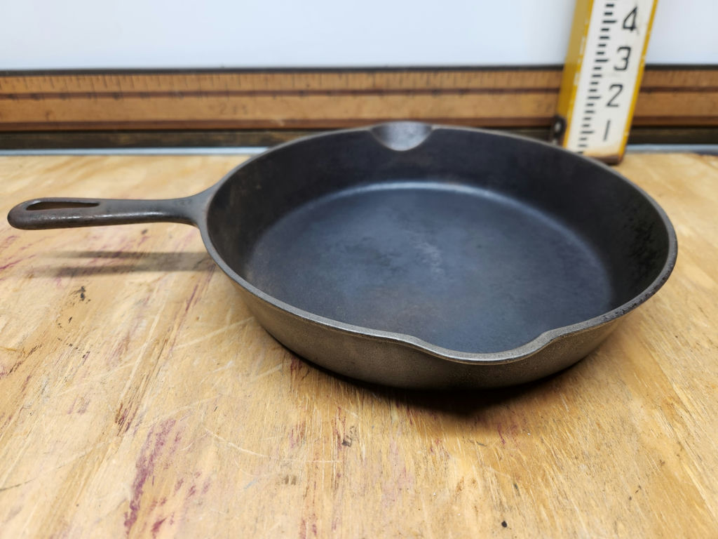 Griswold No. 8 - image 4 of 7