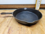 Griswold No. 8 - thumbnail 4 of 7