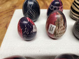 Kenyan Kisii etched & painted stone eggs - thumbnail 4 of 8