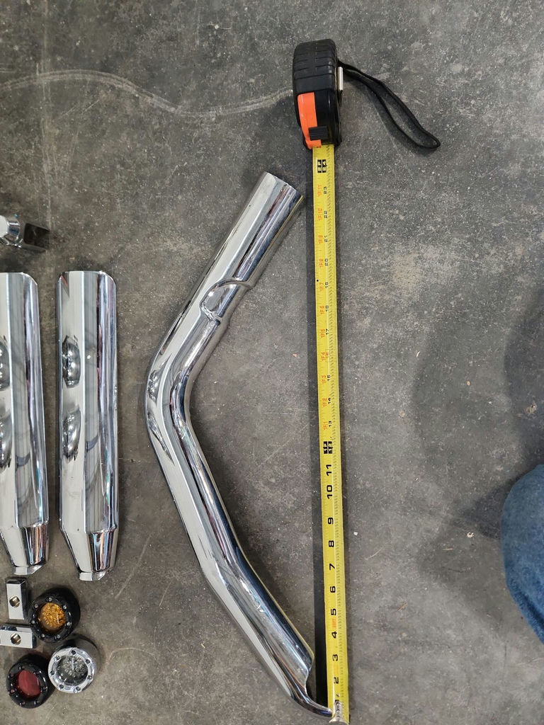 Miscellaneous Motorcycle Parts Lot - image 8 of 32