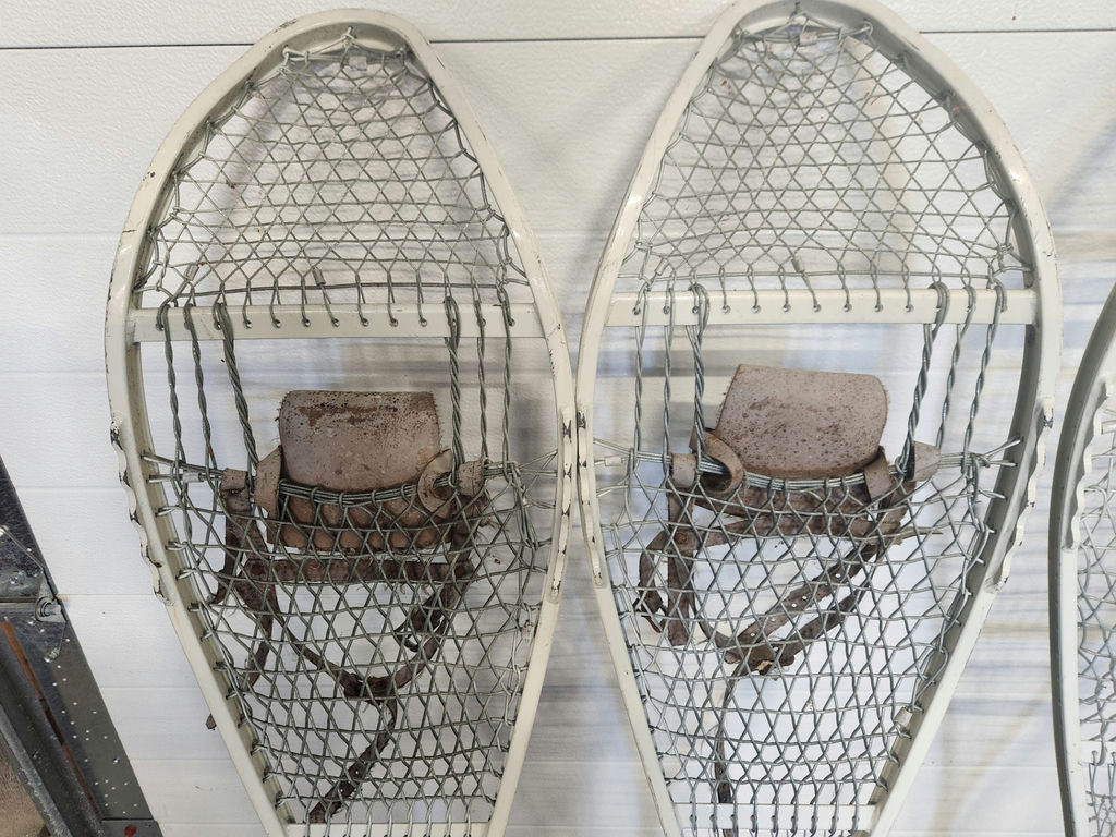 Vintage Magline Snowshoes - image 7 of 9