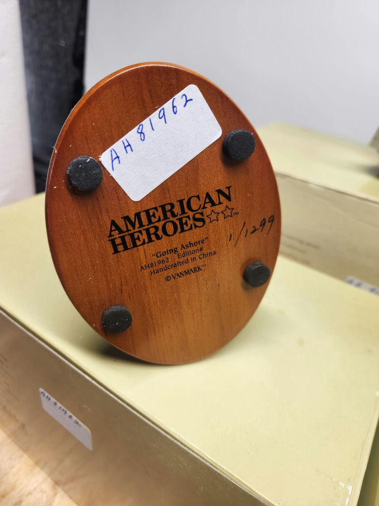 Vanmark American Heroes - image 7 of 12