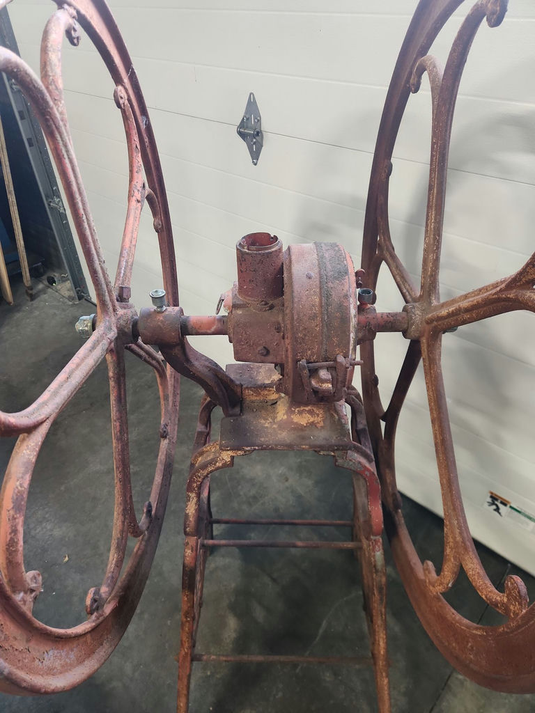 Star Coffee Mill - image 12 of 15