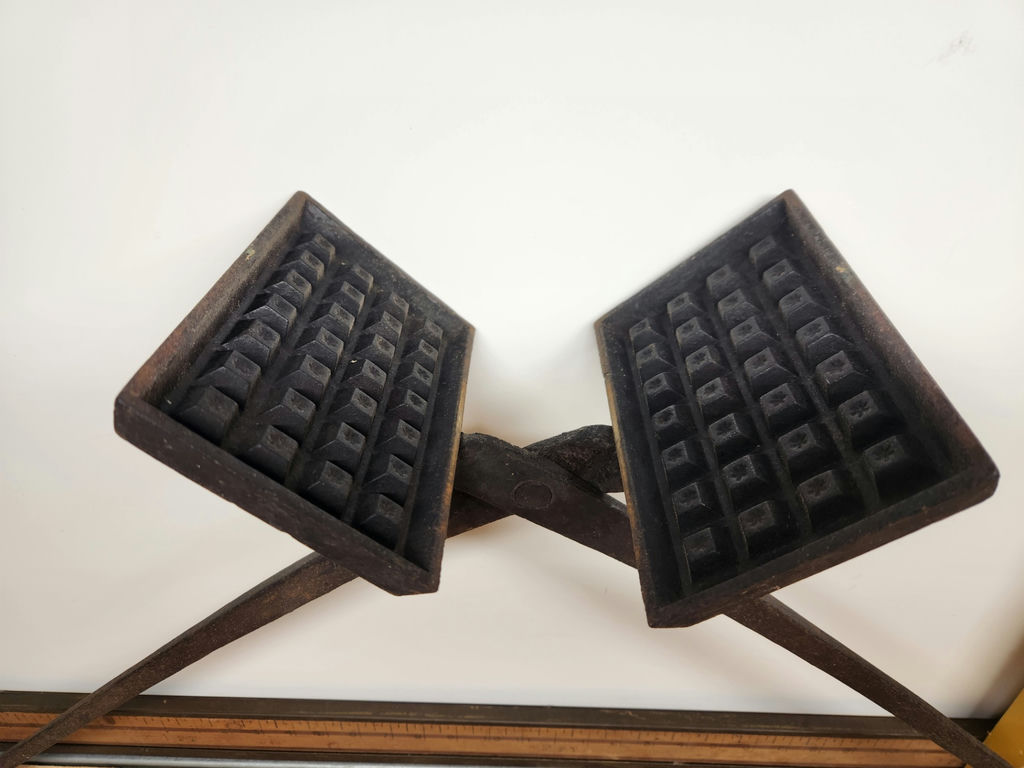 Antique Waffle Iron - image 1 of 10