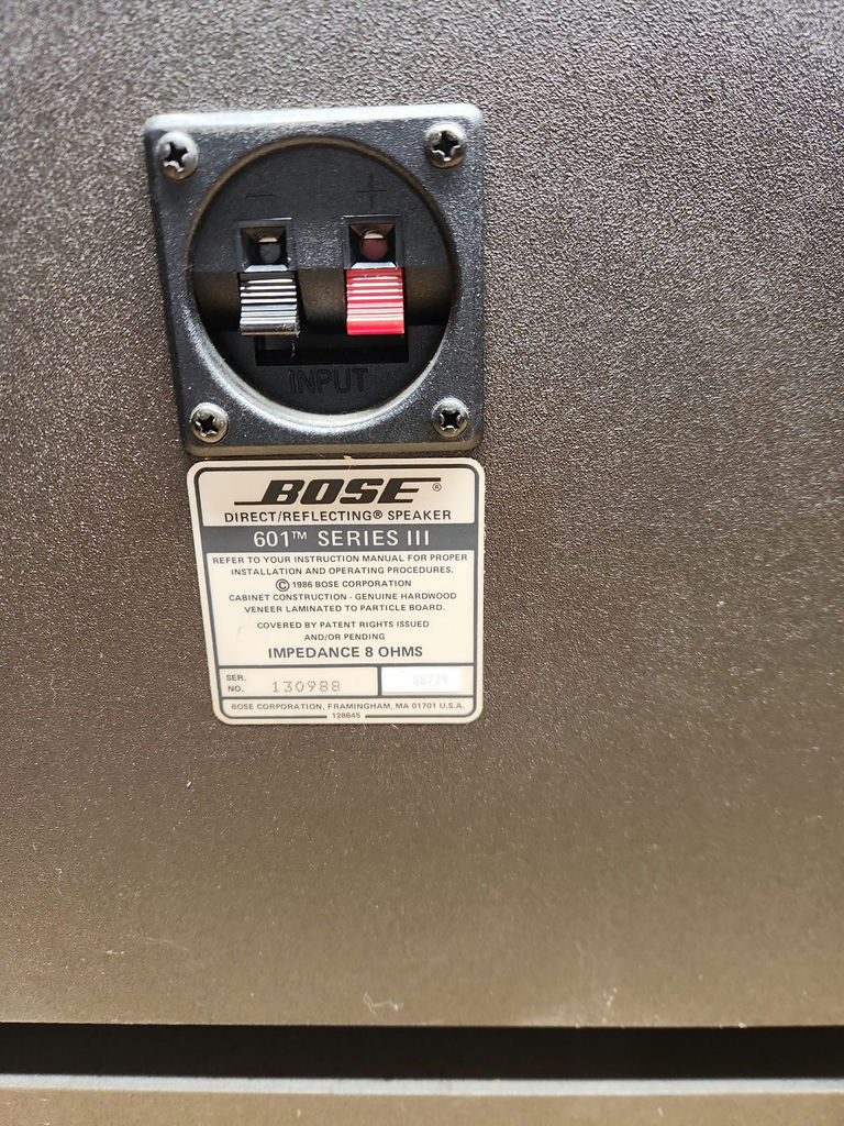 Bose 601 Series III Speakers - image 12 of 18
