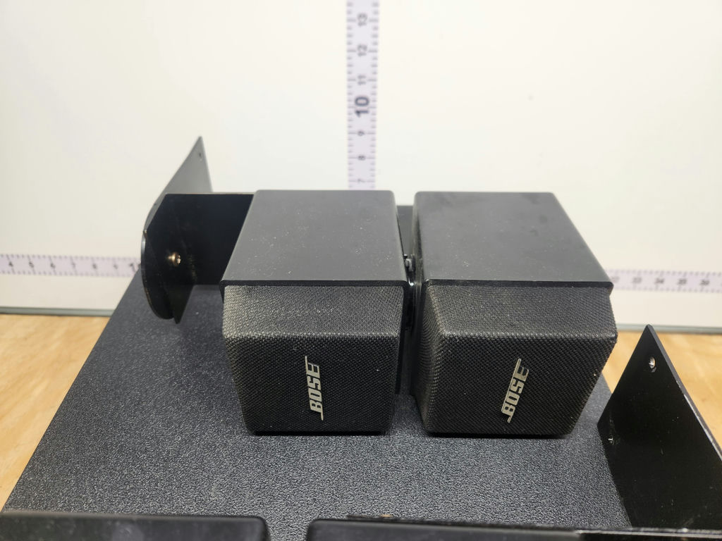 Bose AM-5 Acoustimass cube speaker system - image 3 of 10
