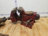 Vise Lot - thumbnail 2 of 16