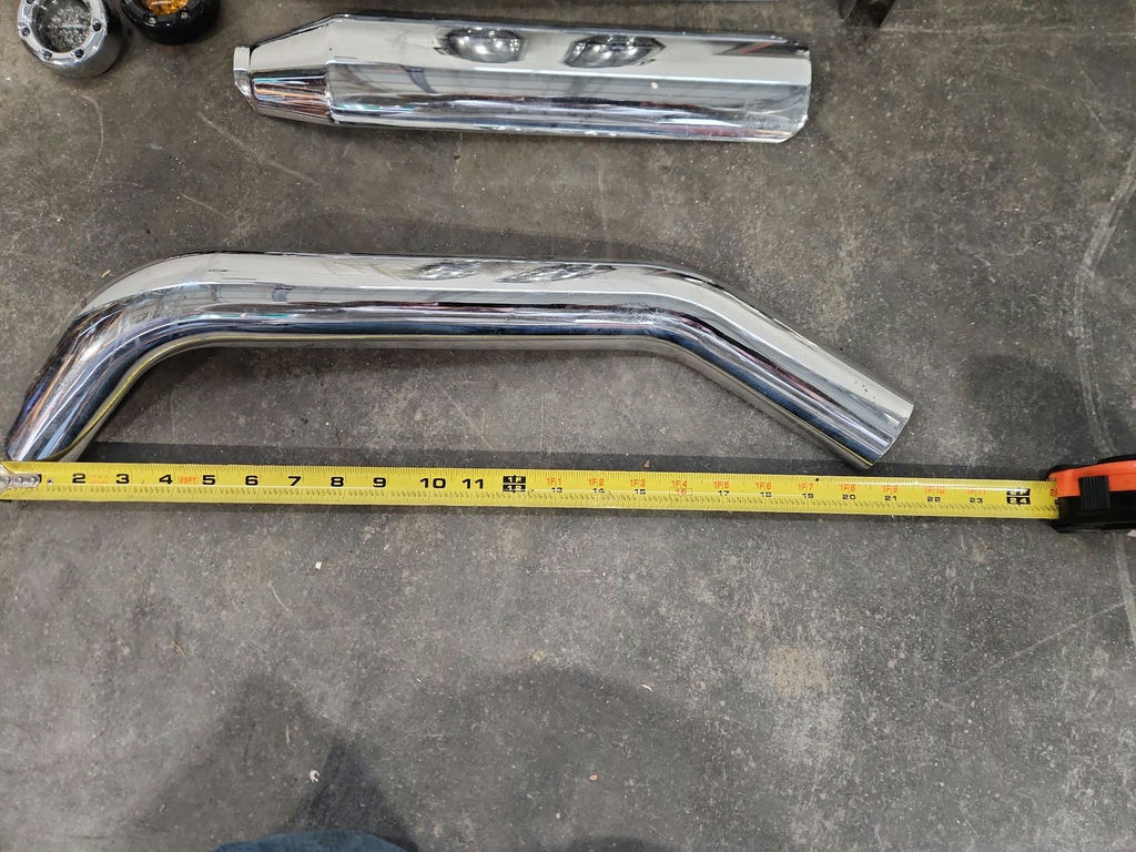 Miscellaneous Motorcycle Parts Lot - image 7 of 32