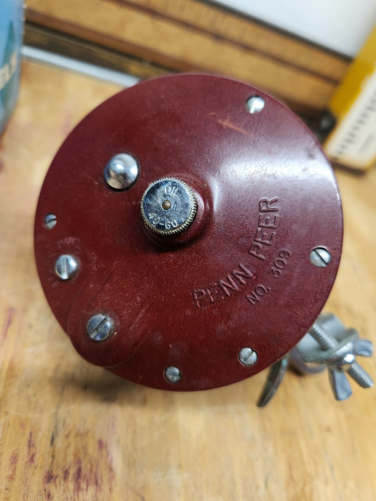 Penn 309 Reel - image 6 of 10