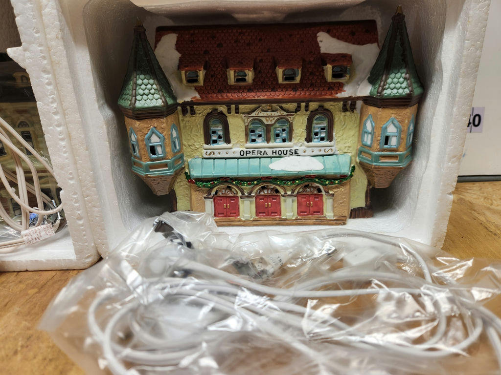 Dickens Keepsake Lot - image 6 of 8