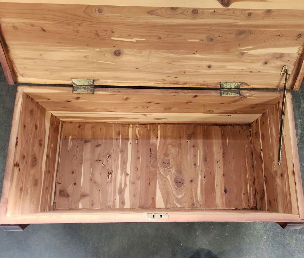 Vintage Cedar Chest - image 4 of 14