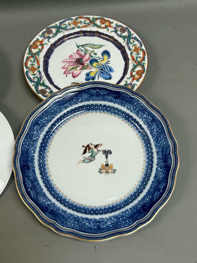 Mottahedeh Collection Plates - image 4 of 5