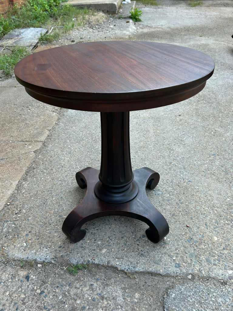 Round End/ Side Table  - image 4 of 4