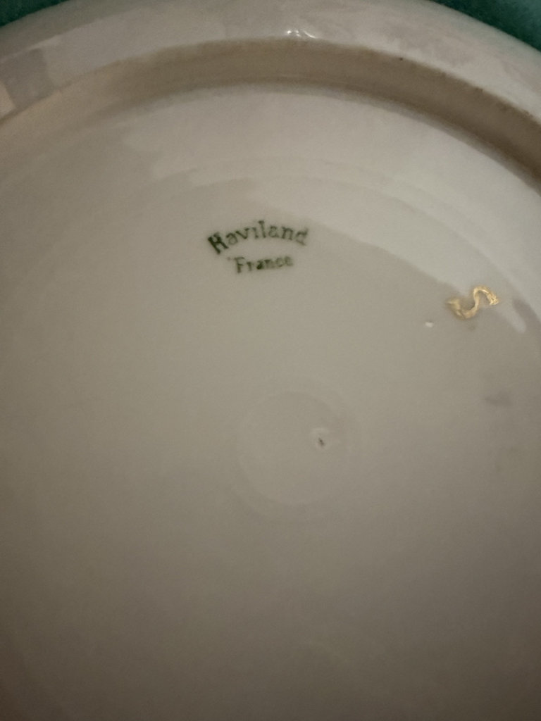 Set of four decorative porcelain plates with floral designs - image 7 of 10