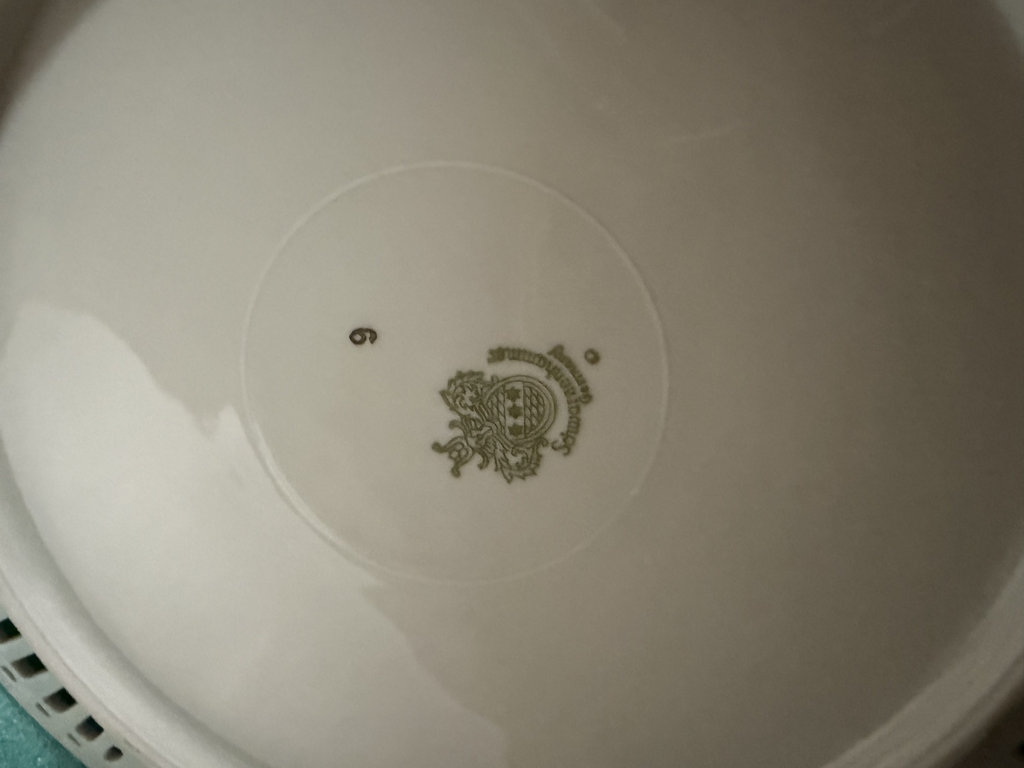 Schwarzenhammer Fruit-pattern porcelain plates with gold trim and perforated rims - image 7 of 8