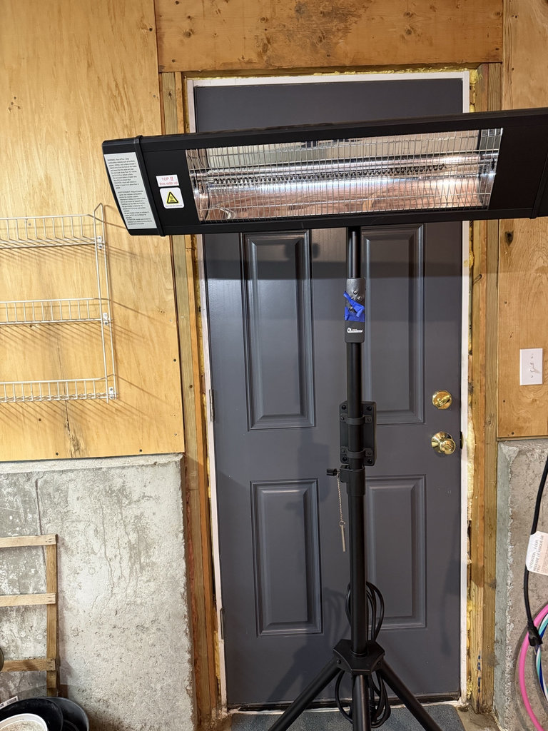 Infrared heater on tripod stand - image 1 of 4