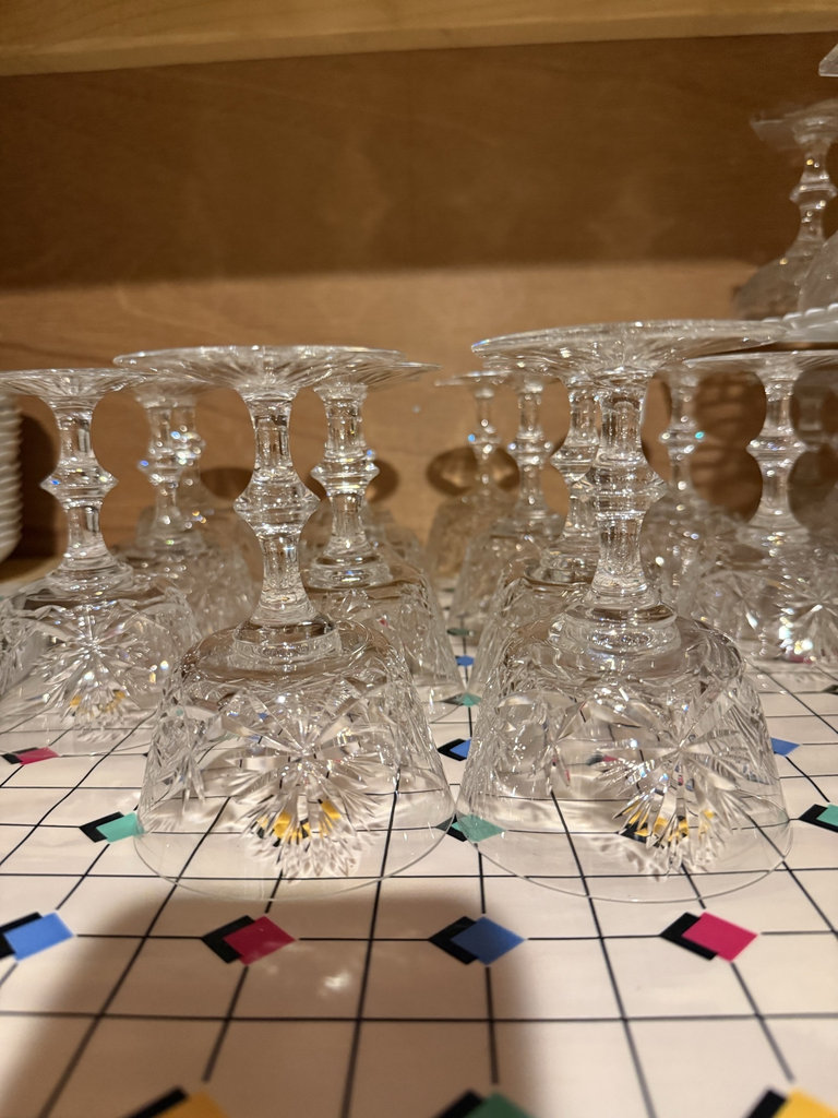 Crystal stemware set (14 pieces) - image 1 of 5