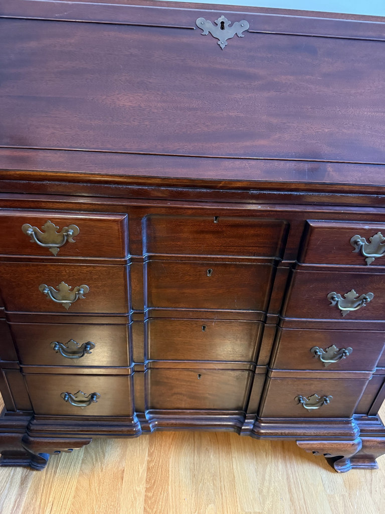 Antique mahogany slant-front desk with upper cabinet - image 5 of 9