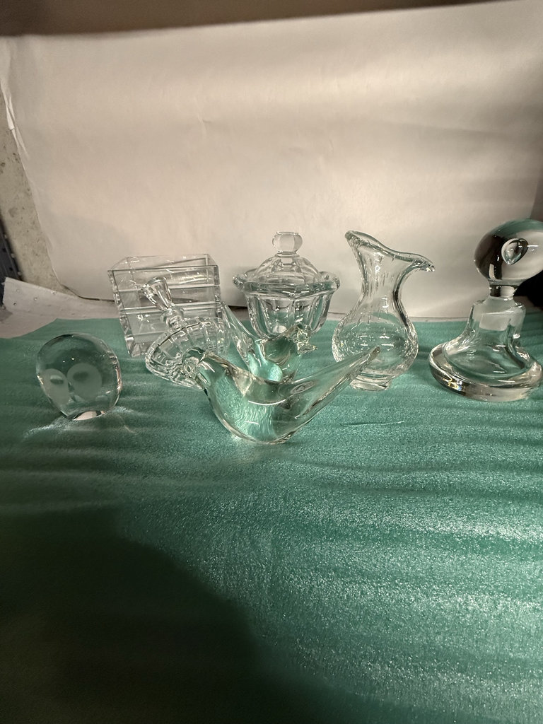 Lead crystal glassware collection - image 1 of 6
