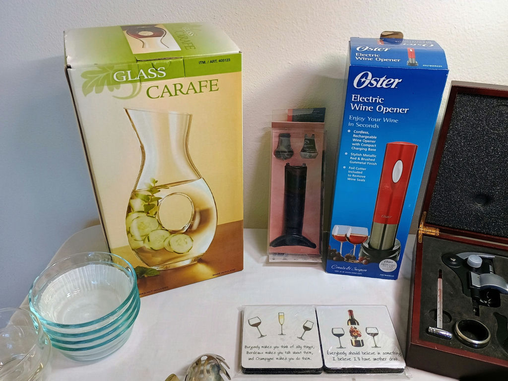 Assorted Scandinavian Kitchen and Bar Serving Accessories - image 12 of 13