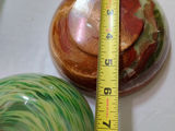 Stone, glass and ceramic decorative items  - thumbnail 9 of 12
