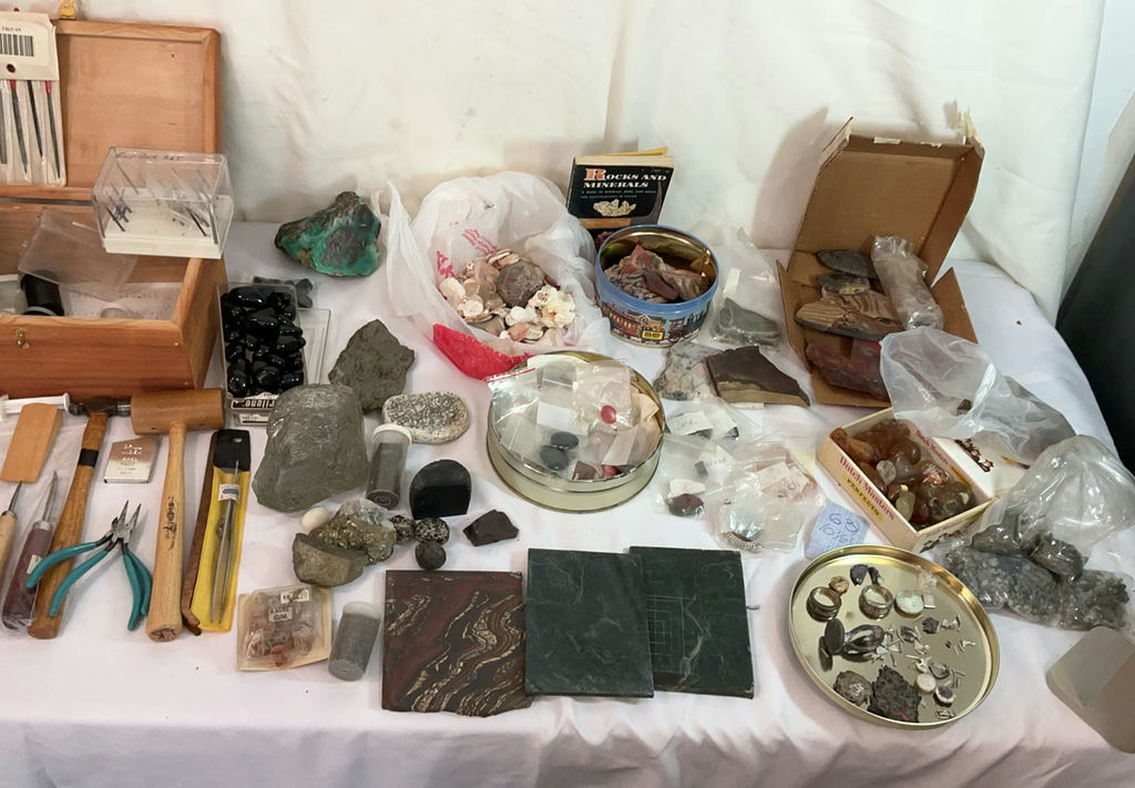 Lapidary Lot #3, Rock and Mineral Collection with Lapidary and Jewelry-Making Tools