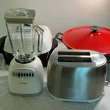 Kitchen appliances set: blender, toaster, electric wok, and electric cooker - thumbnail 1 of 9